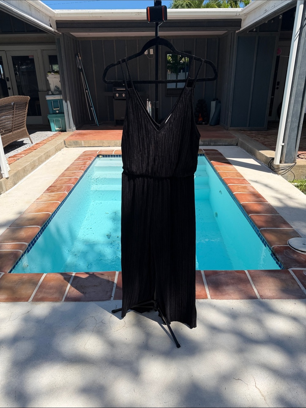 Black V-Neck Sleeveless Jumper